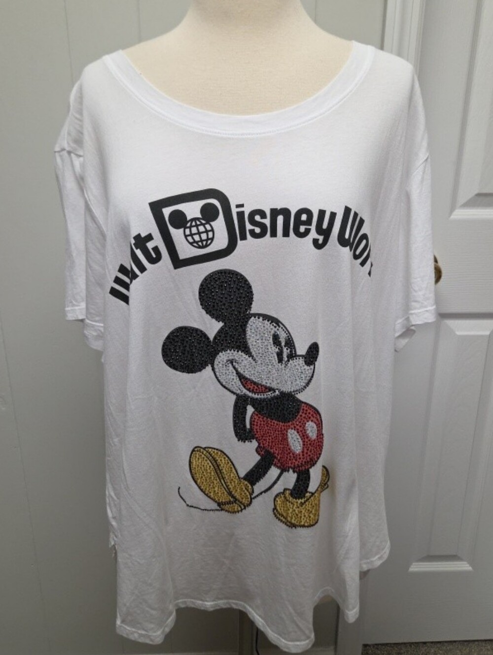 Walt Disney World Mickey Mouse Women’s White Short Sleeve T-Shirt 2X Bling